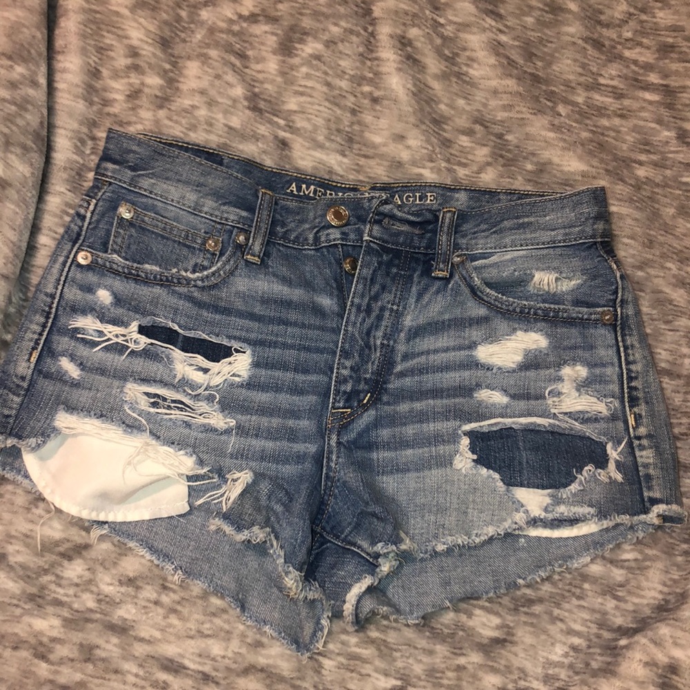 Distressed high waist American Eagle shorts
